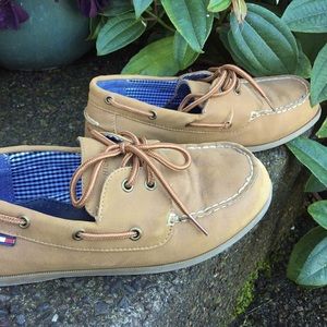 Tommy Hilfiger Boys Boat Shoes Sz 4
